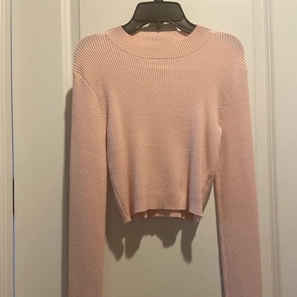 Brandy Melville Baby Pink Cropped Ribbed Sweater - Picture 8 of 9